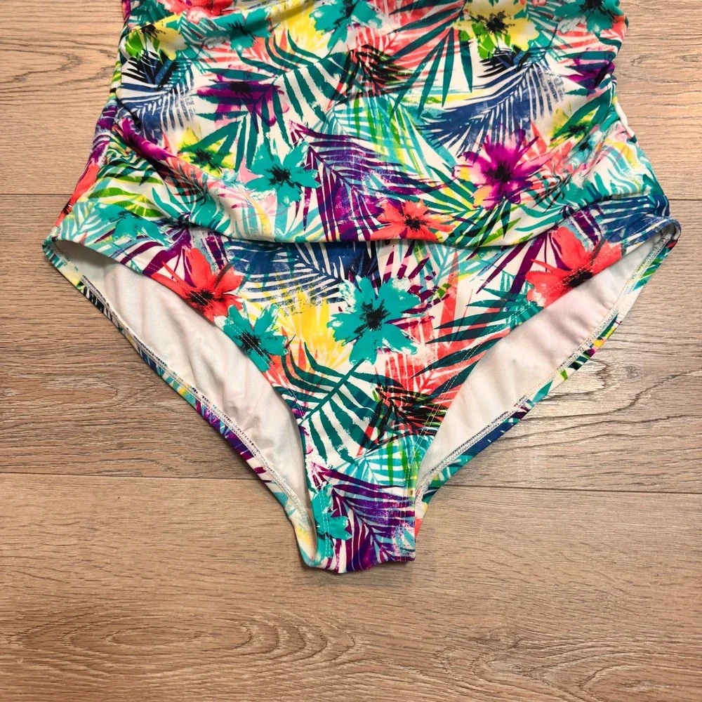 Catalina Swim Size 16-18 XLarge Tropical Floral Print Halter One Piece Swimsuit‎
